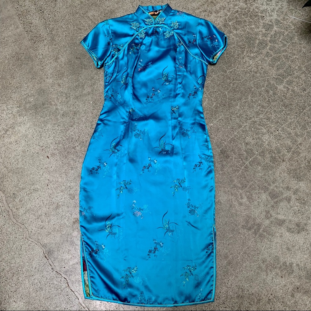 Vintage Qipao Cheongsam Dress Floral Asian Flower